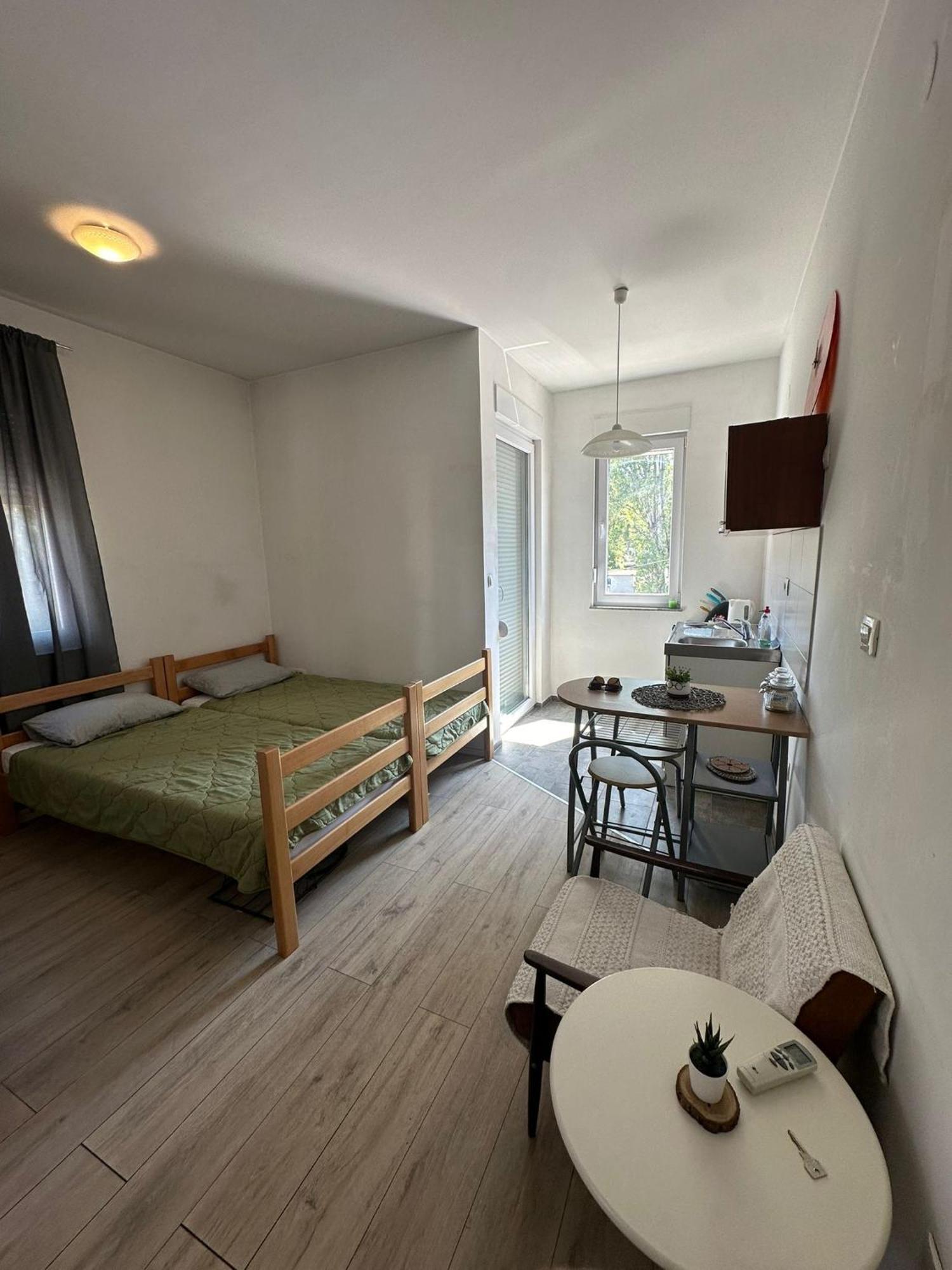 Апартаменти Apartman Zrinjski Мостар Екстер'єр фото